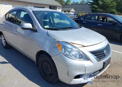 2014 Nissan Versa 1.6 Sv z USA, uszkodzony, nr VIN 3N1CN7AP5EL849010
